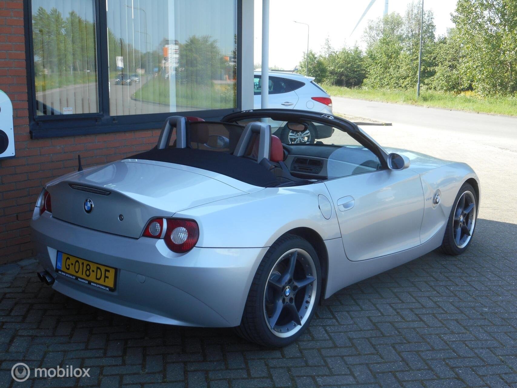 BMW Z4 Roadster 2.2i 6 Cyl, 2171 cc, Achterwielaandrijving, Gebruikt, 1225 kg