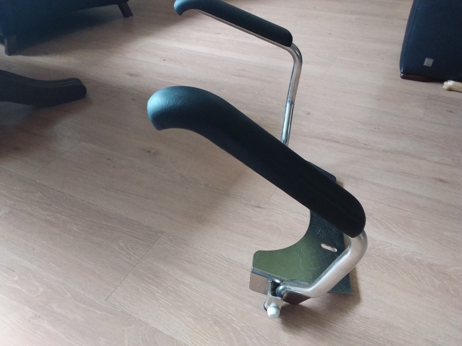 Armleuningen voor montage op toiletpot -  Gebruikt, Ophalen of Verzenden, Gebruikt, Zilver, Metaal