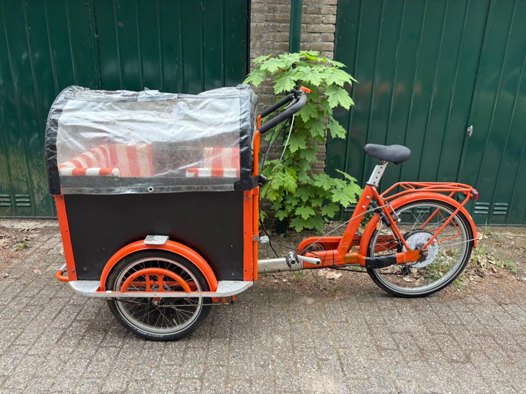 de fietsfabriek elektrische bakfiets!, Ophalen, 4 kinderen of meer, Gebruikt, Huif
