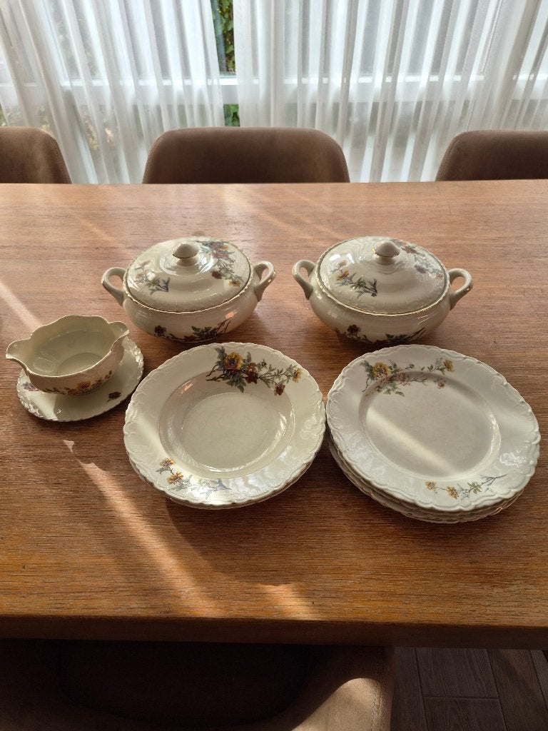 Thun servies, Antiek en Kunst, Ophalen of Verzenden