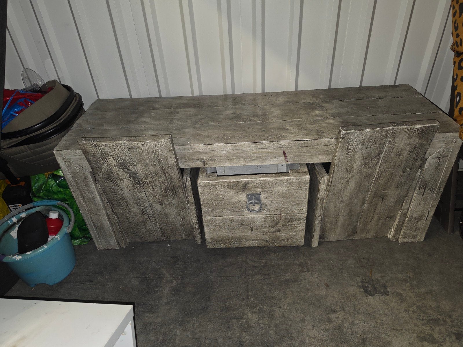 Steigerhout kinderbureau met 2 stoelen en krijtbord, Met lades, Gebruikt, Hout, Kinderbureau