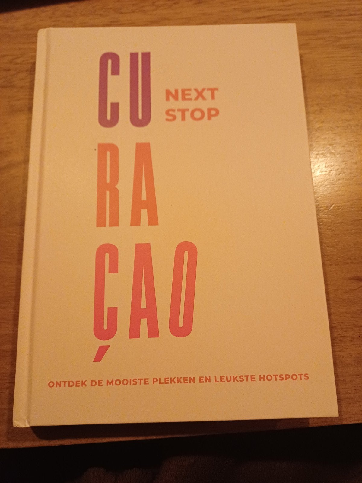 Next Stop Curaçao: Ontdek de mooiste plekken, Boeken, Overige merken, Fleur, Susanne en Kim, Zo goed als nieuw, Reisgids of -boek