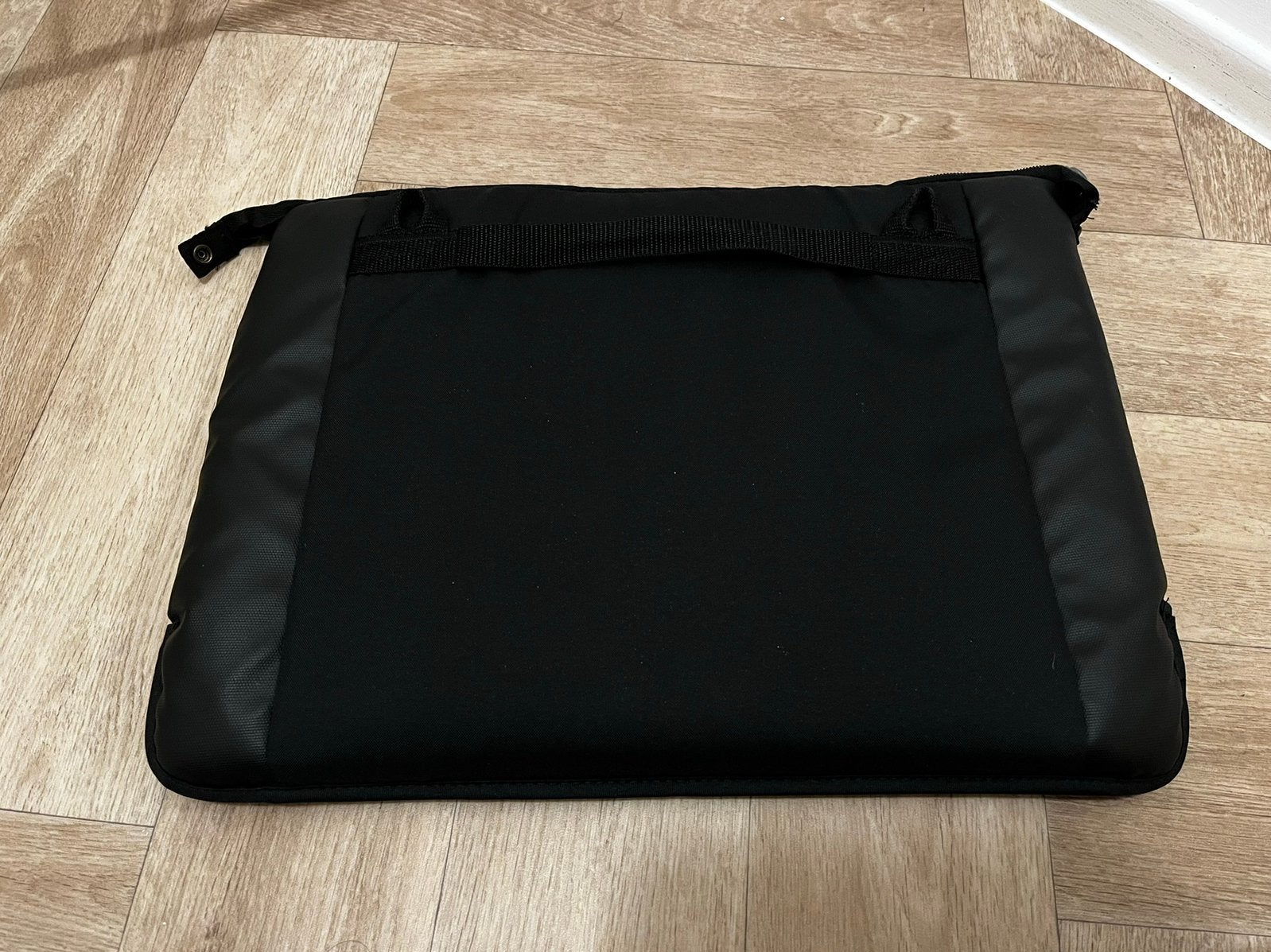 Case Logic laptoptas, 15 inch, Handvat, Ophalen of Verzenden, Zo goed als nieuw