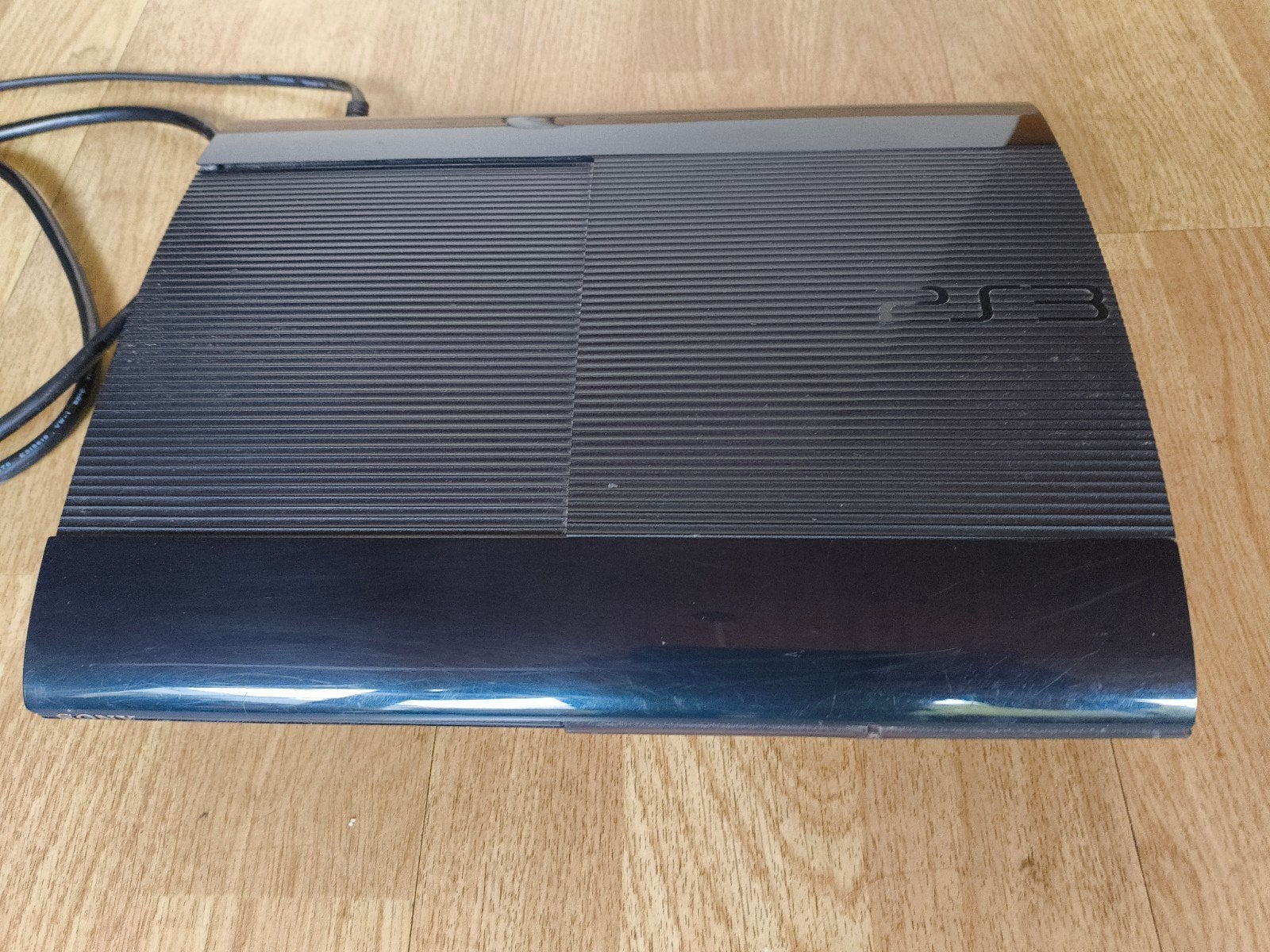 PS3 Super Slim met controller en alle kabels, Spelcomputers en Games, Ophalen of Verzenden, Gebruikt, Met 1 controller, Super Slim