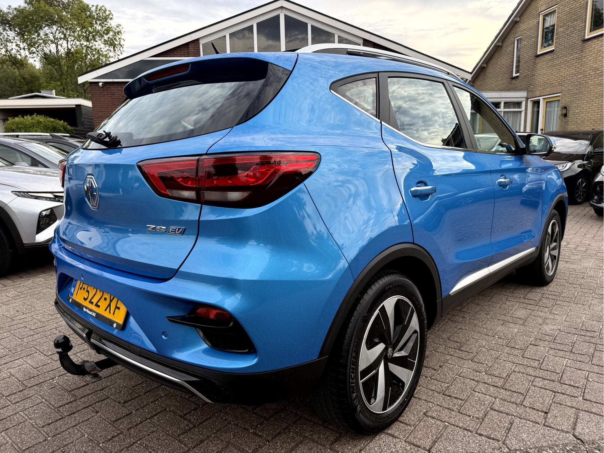 MG ZS EV MG EV Luxury 50 kWh Panoramadak, Trekhaak, App Conn, Gebruikt, Zwart, 320 km, 177 pk