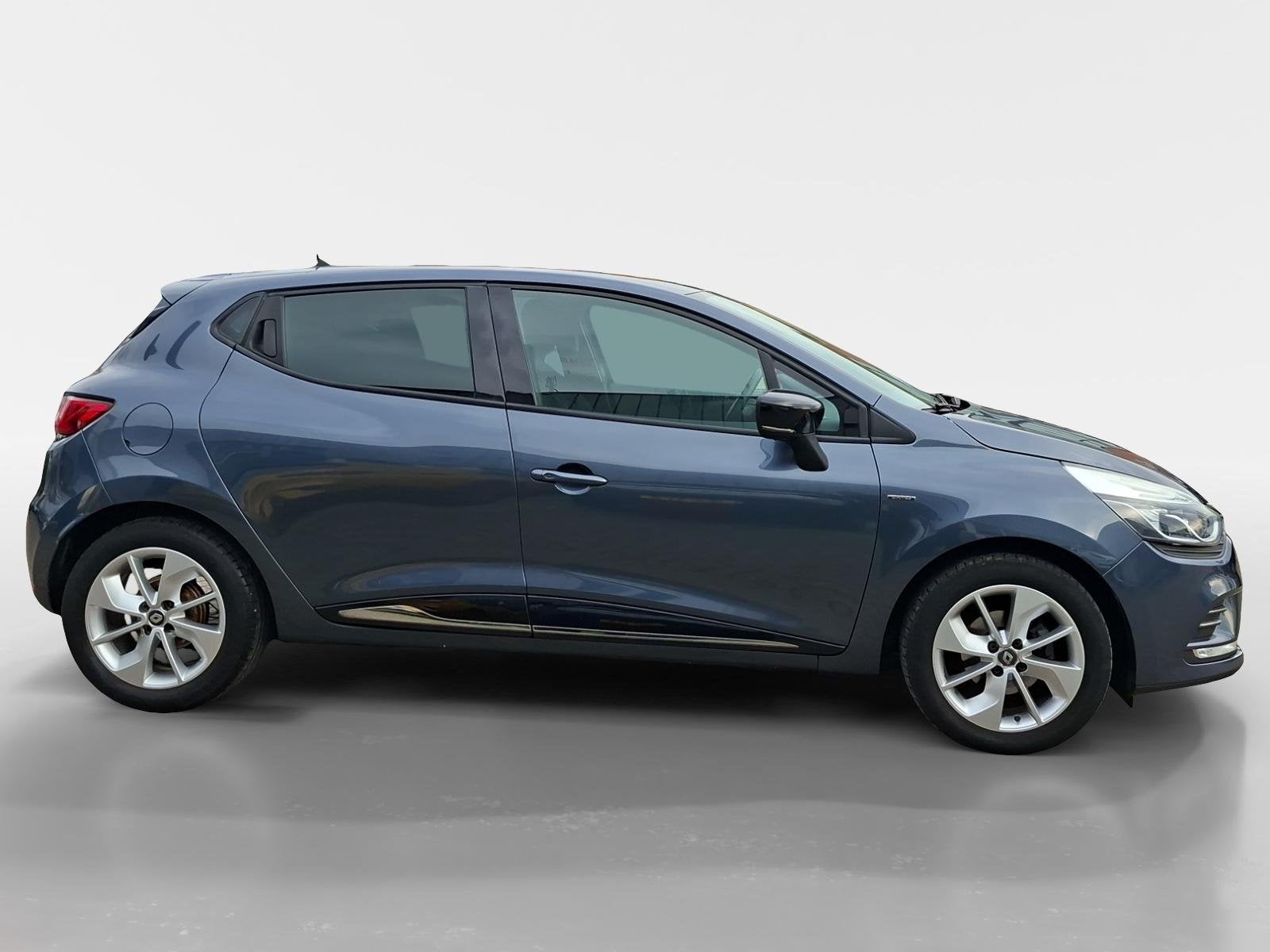 Renault Clio 0.9 TCe Intens | Navigatie | Lichtmetalen velge, Stof, Gebruikt, 49 €/maand, Handgeschakeld