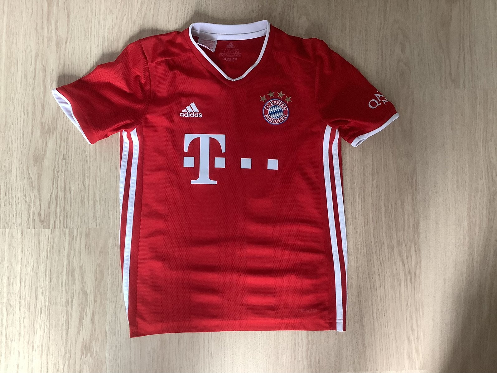 mooi t-shirt Bayern Munchen maat 152 van Adidas, Ophalen of Verzenden, Gebruikt, Jongen, Sport- of Zwemkleding