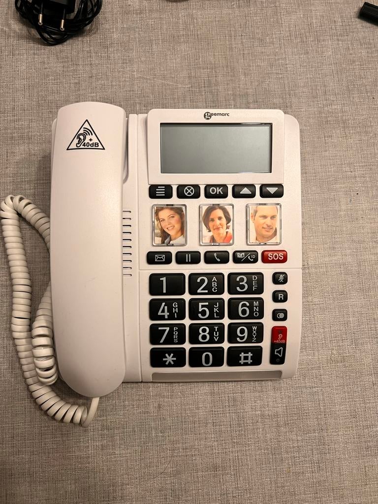 senioren telefoon met SOS noodknop, Ophalen of Verzenden, Zo goed als nieuw