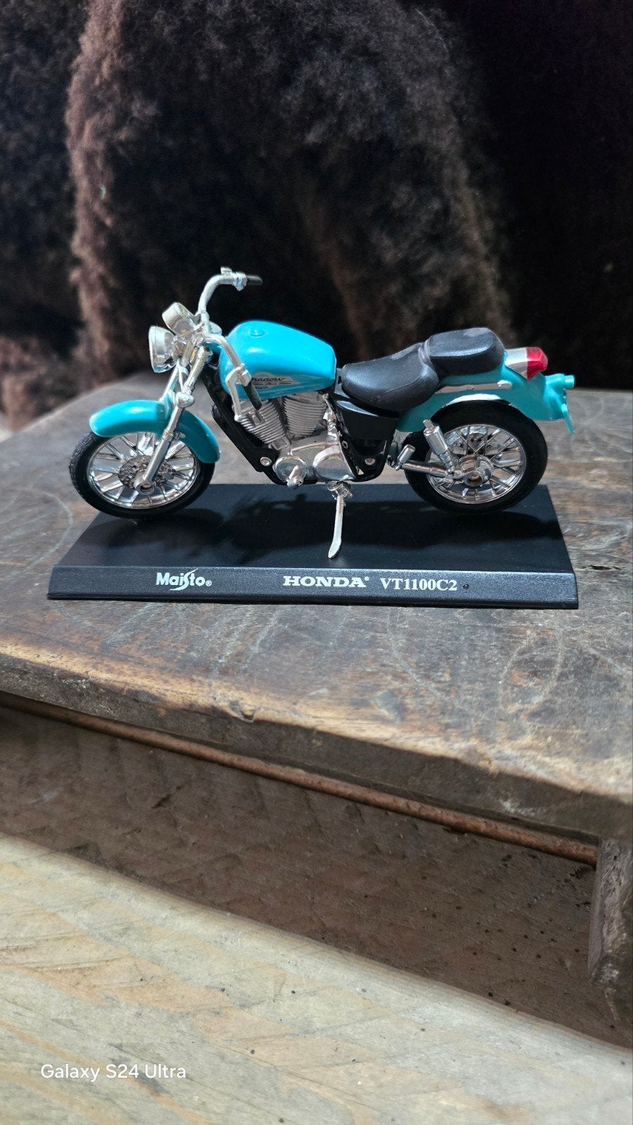 B10 > Honda VT1100C2 Shadow, Hobby en Vrije tijd, Modelbouw | Overige, Ophalen of Verzenden, Nieuw, Groter dan 1:32