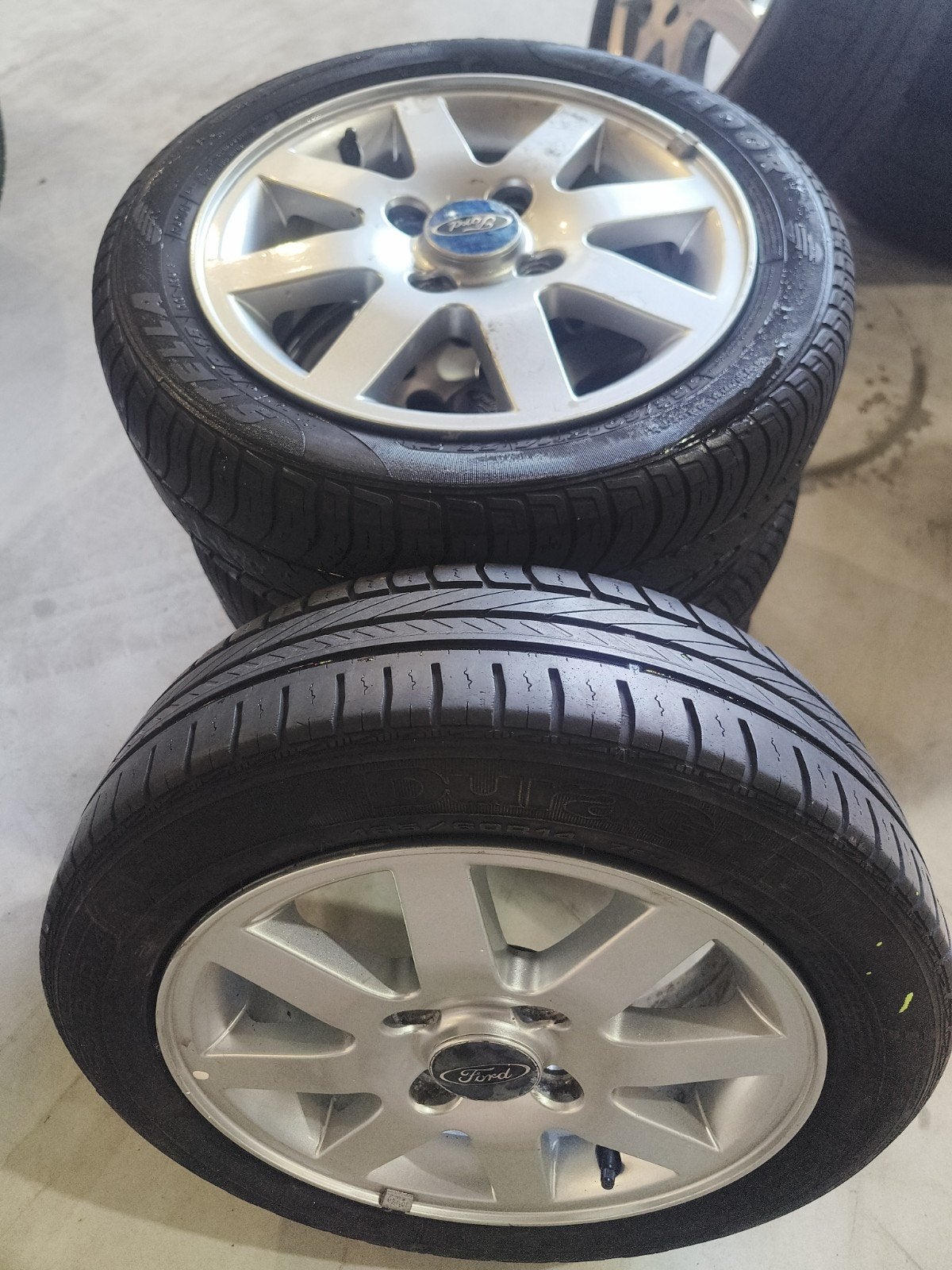 Ford Ka velgen met 165/60 R14 banden, 14 inch, Gebruikt, Banden en Velgen, Ophalen of Verzenden