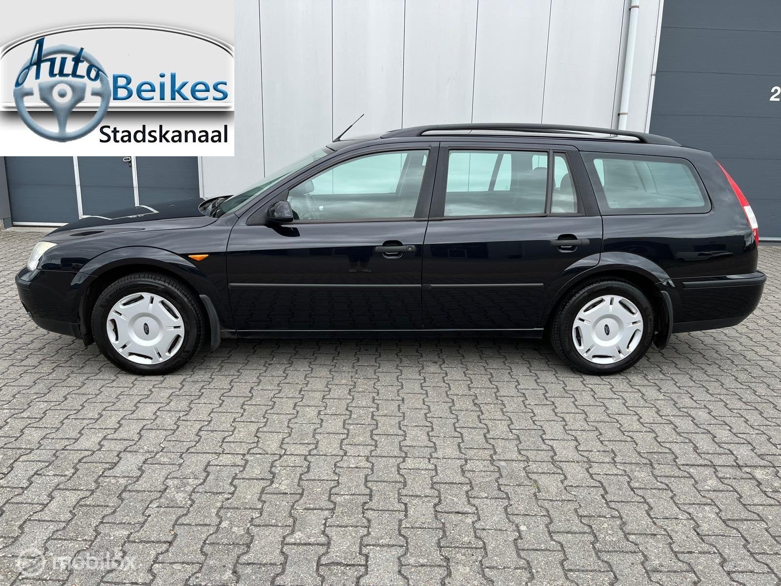 Ford Mondeo 1.8 Wagon met nieuwe APK., Auto's, Stof, Gebruikt, Zwart, 4 cilinders
