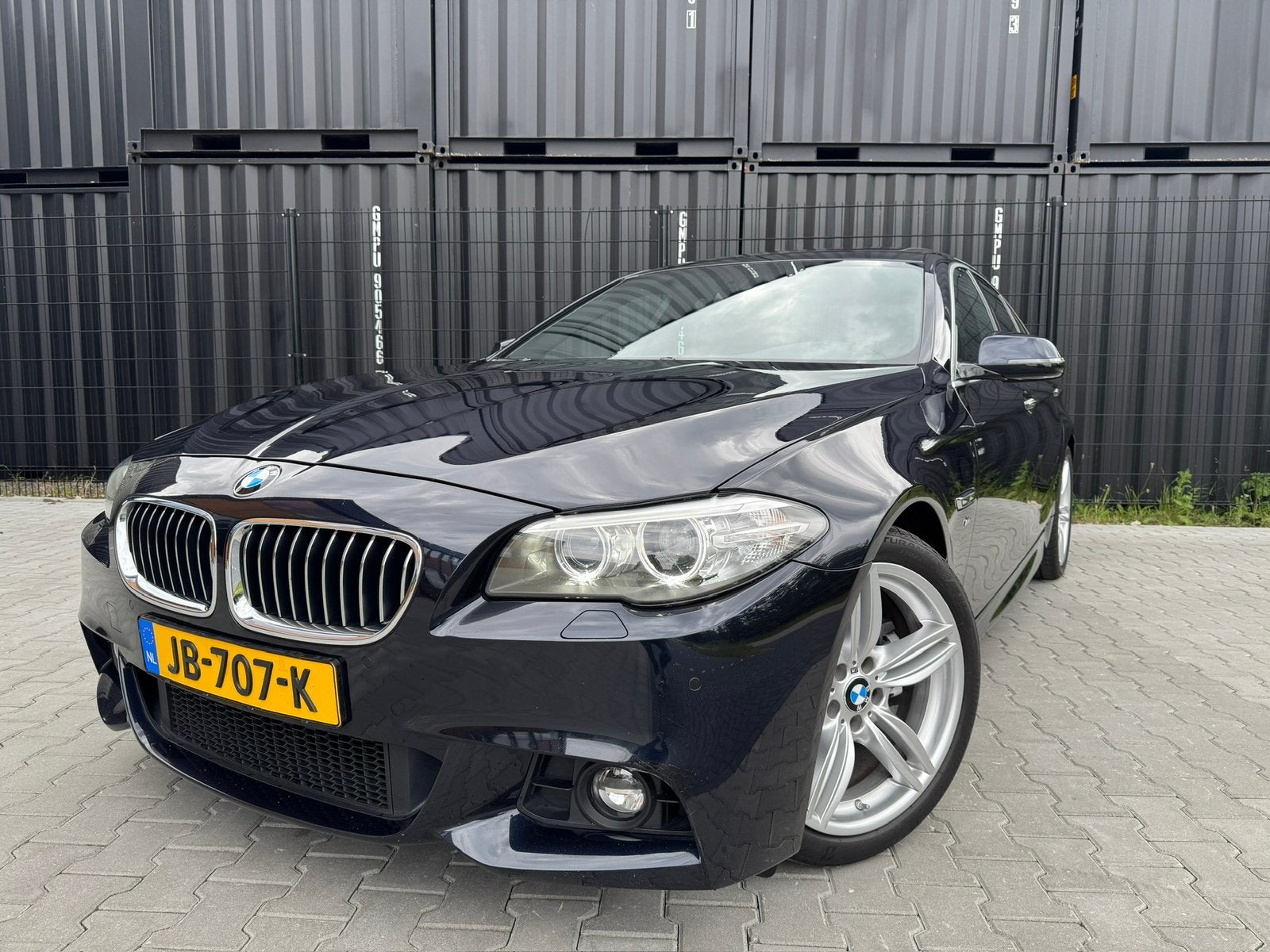 BMW 520i | AUT | Dealer OH | M-pakket int/ext | Schuifdak, Auto's, Achterwielaandrijving, 4 cilinders, 2000 kg, Zwart
