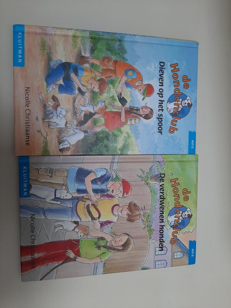 De hondenclub 2 boeken van kluitman, Ophalen, Zo goed als nieuw, Fictie algemeen