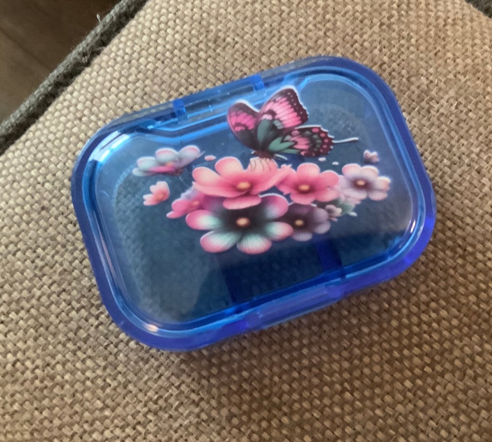 Pillendoosje met vlinder en bloem afbeelding, Ophalen of Verzenden, Nieuw