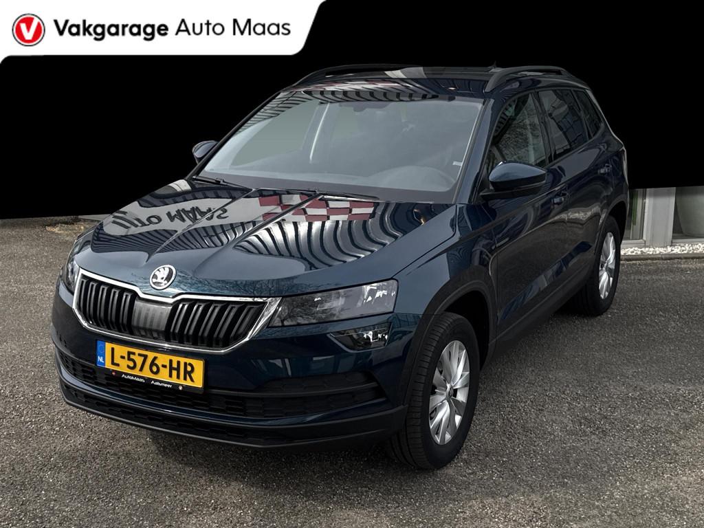 Skoda Karoq 1.5 TSI ACT Business Edition Trekhaak wegklapbaa, Auto's, Skoda, Stof, 4 cilinders, Blauw, Bedrijf