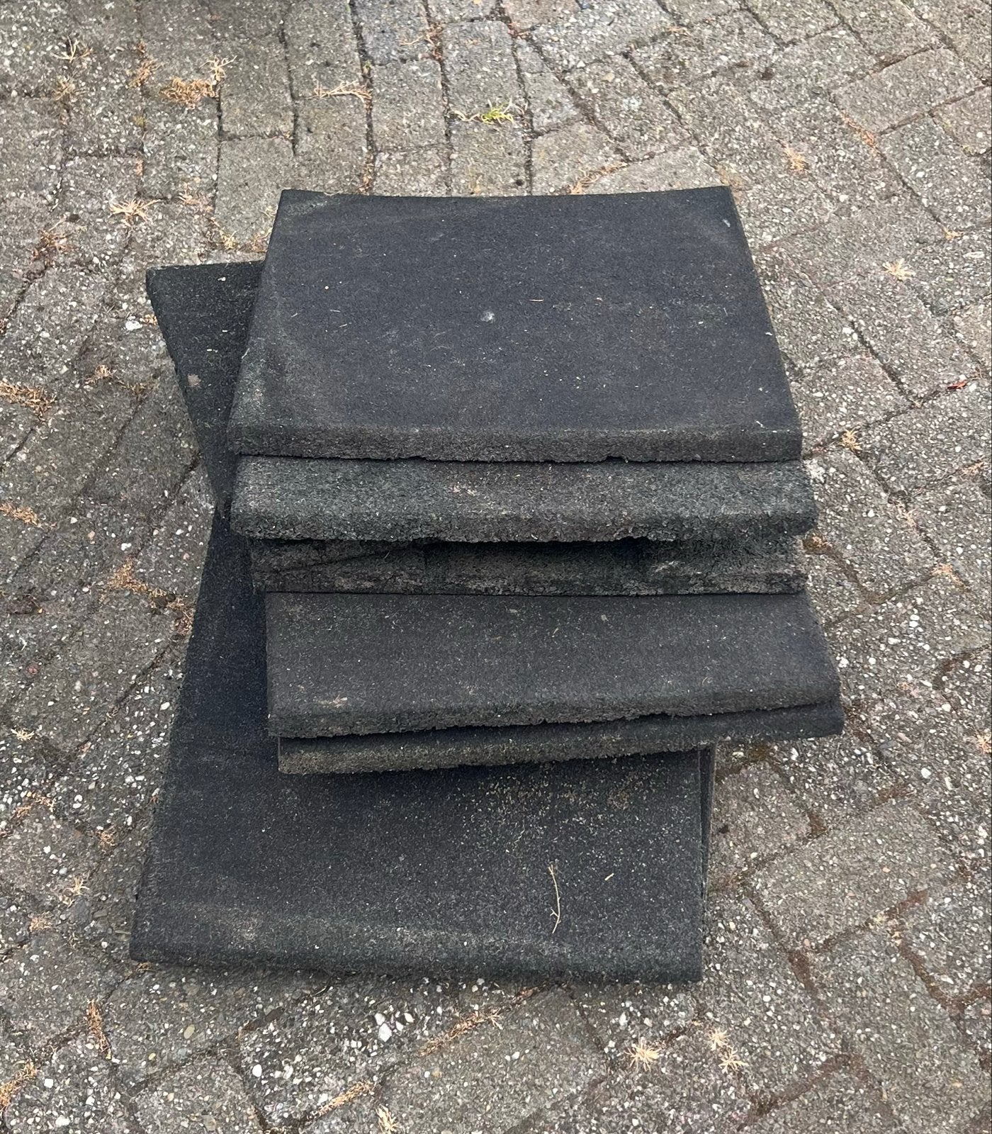 9 rubber tegels 40x40x2,5 cm voor speeltoestel, Ophalen, Gebruikt