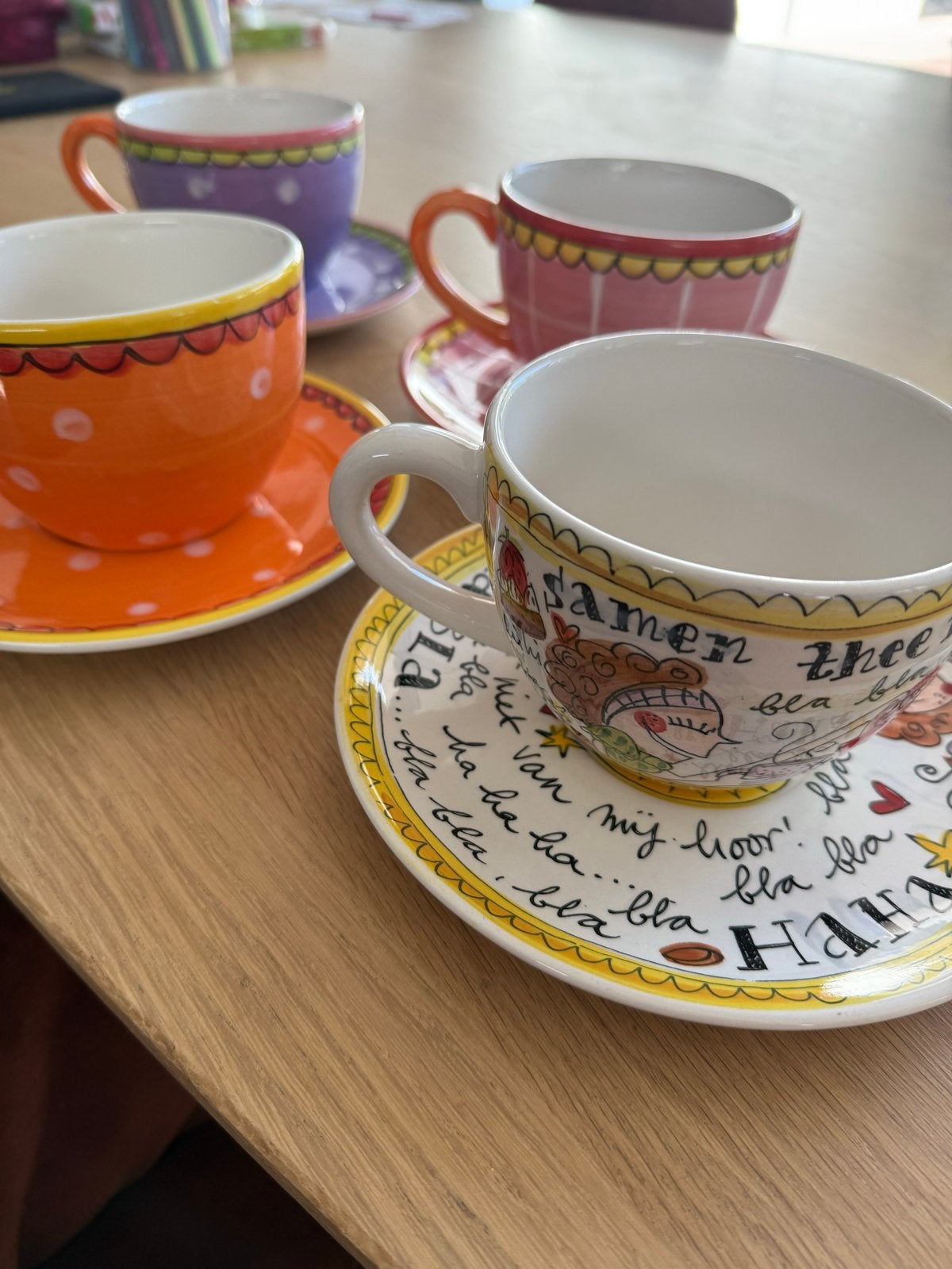 Blond Amsterdam Servies: Diverse Collectie Kopjes, Borden, S, Gebruikt, Keramiek, Ophalen of Verzenden, Bord(en)