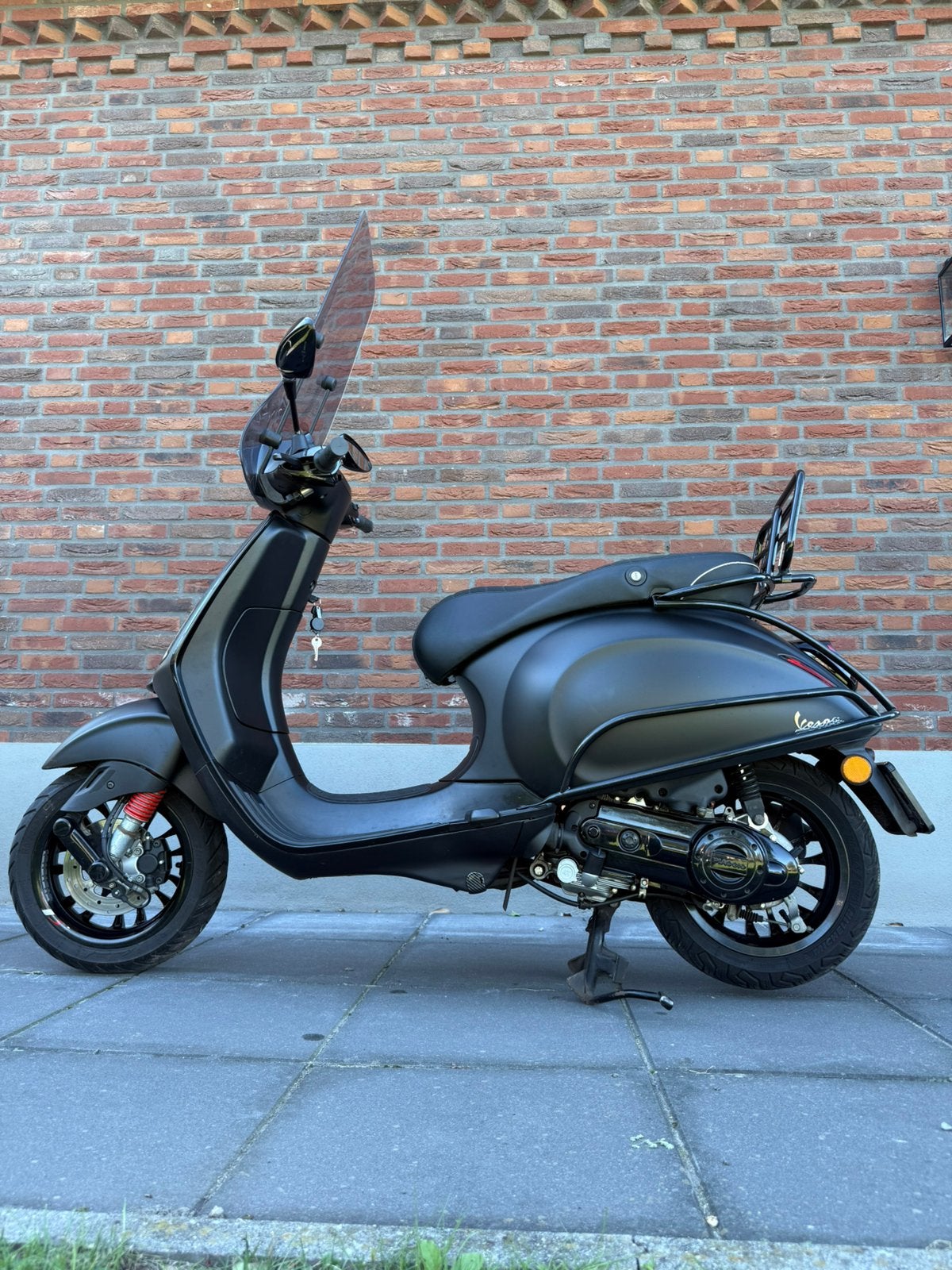 Vespa Sprint 2021 – Full Option – 9.677 km, Ophalen, Maximaal 45 km/u, Zo goed als nieuw, Benzine