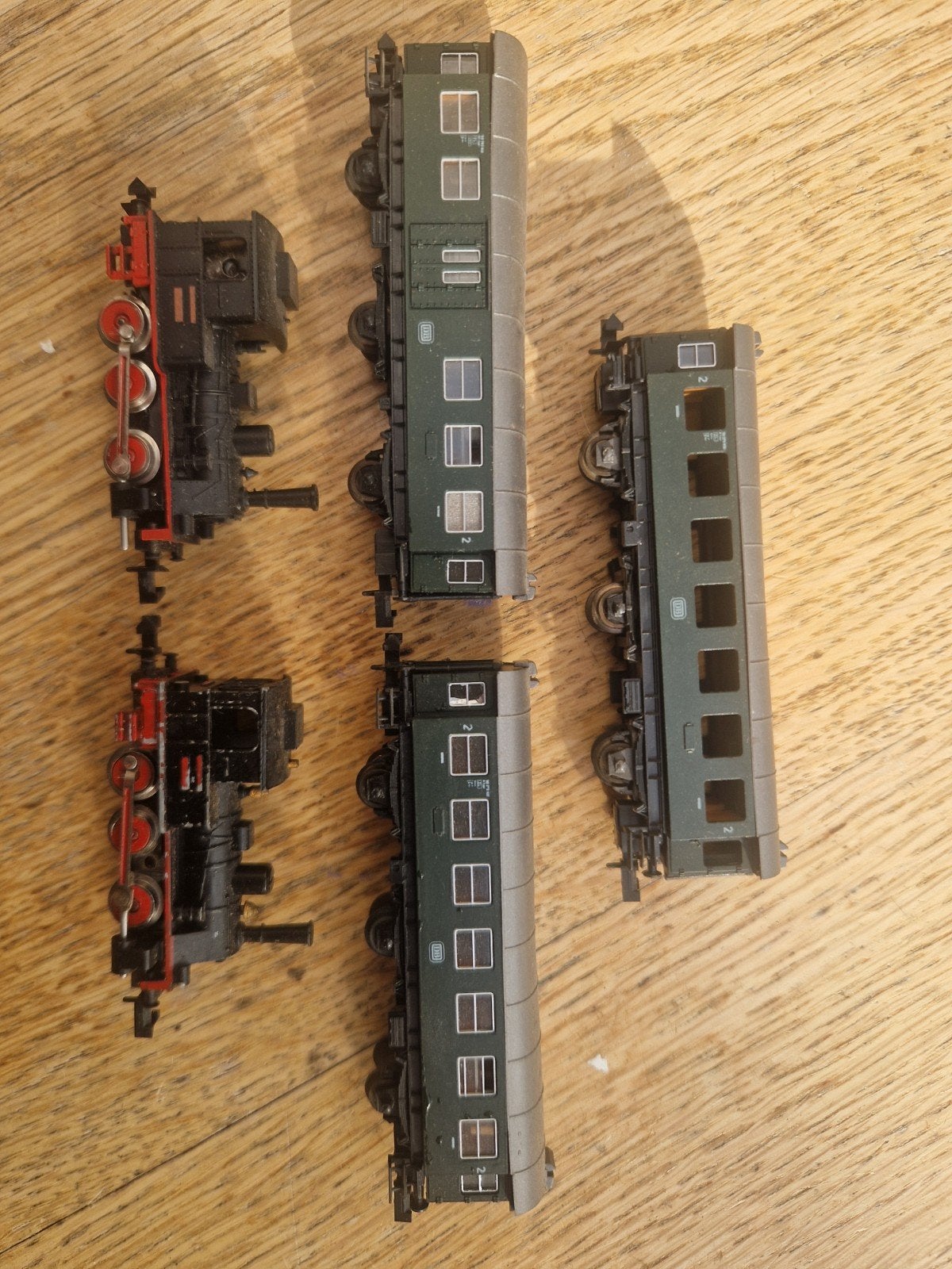 minitrix T3 locjes met Roco rijtuigen, Gebruikt, Gelijkstroom, Wagon, Ophalen of Verzenden
