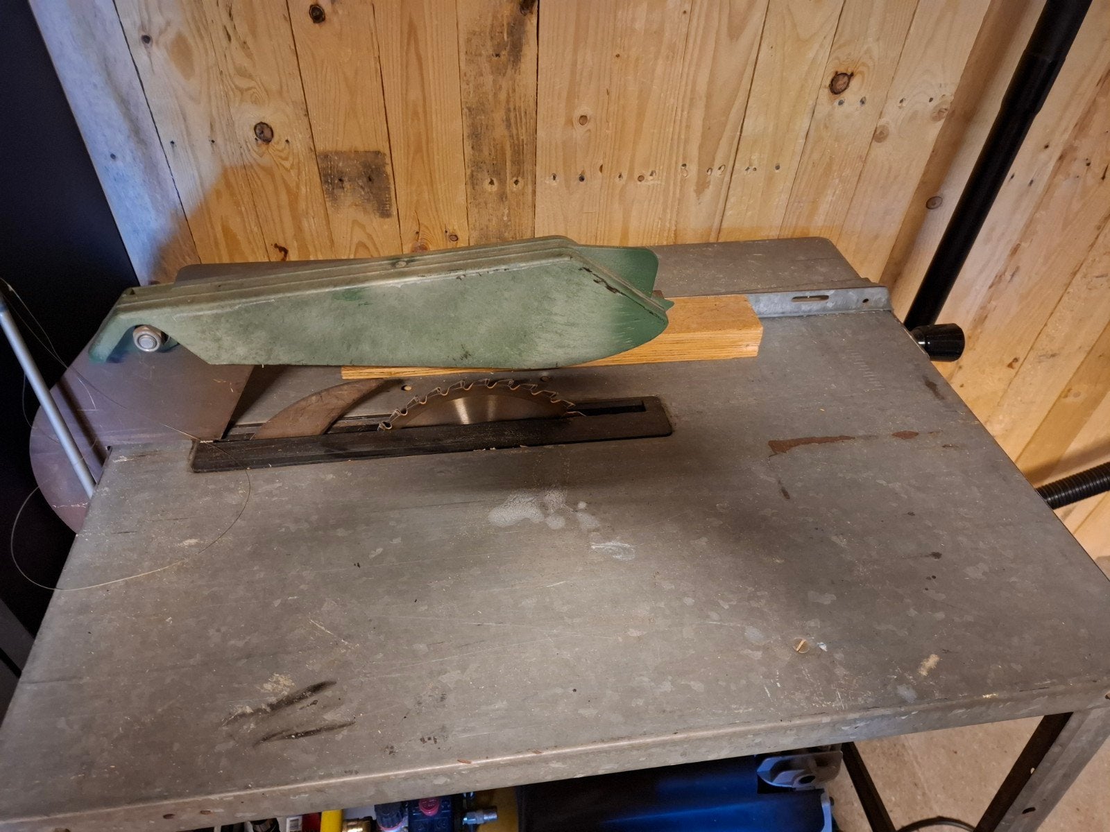 Robuuste Tafelcirkelzaag - Ideaal voor Houtbewerking, Doe-het-zelf en Verbouw, Gereedschap | Zaagmachines, Ophalen, Gebruikt, Cirkelzaag
