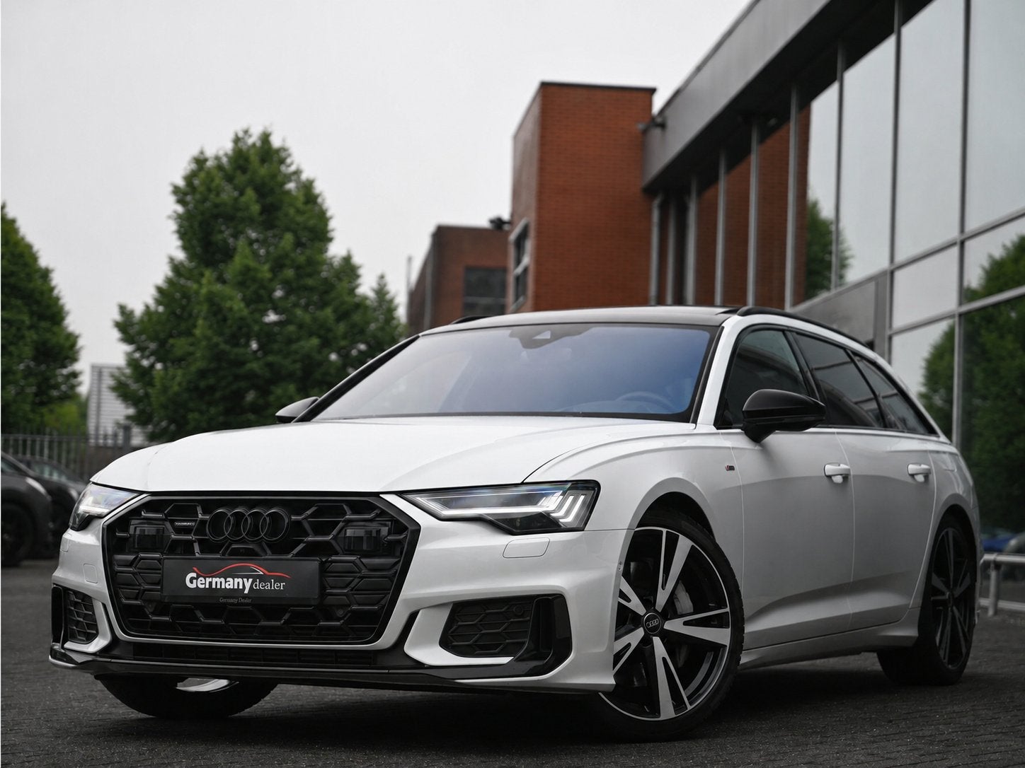 Audi A6 Avant 50TFSI E 300pk Quattro S-Edition Pano Head-Up, Auto's, Audi, Automaat, 77 km/l, Gebruikt, 4 cilinders