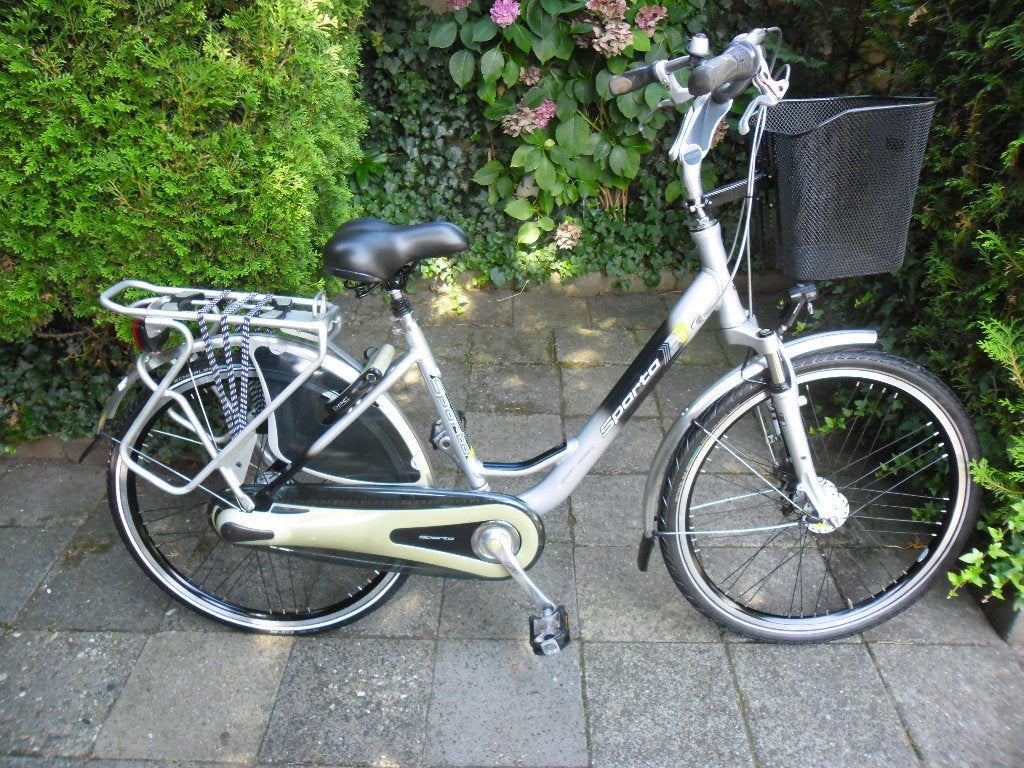 Te koop zeer goede Sparta Dames Sportfiets., 26 inch, Zo goed als nieuw, Minder dan 47 cm, Meer dan 20 versnellingen