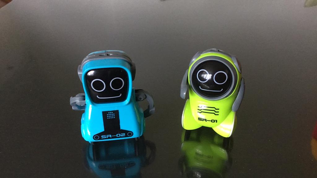 Silverlit sr-02 en sr-01 robot, Kinderen en Baby's, Speelgoed | Speelgoedvoertuigen, Zo goed als nieuw, Ophalen