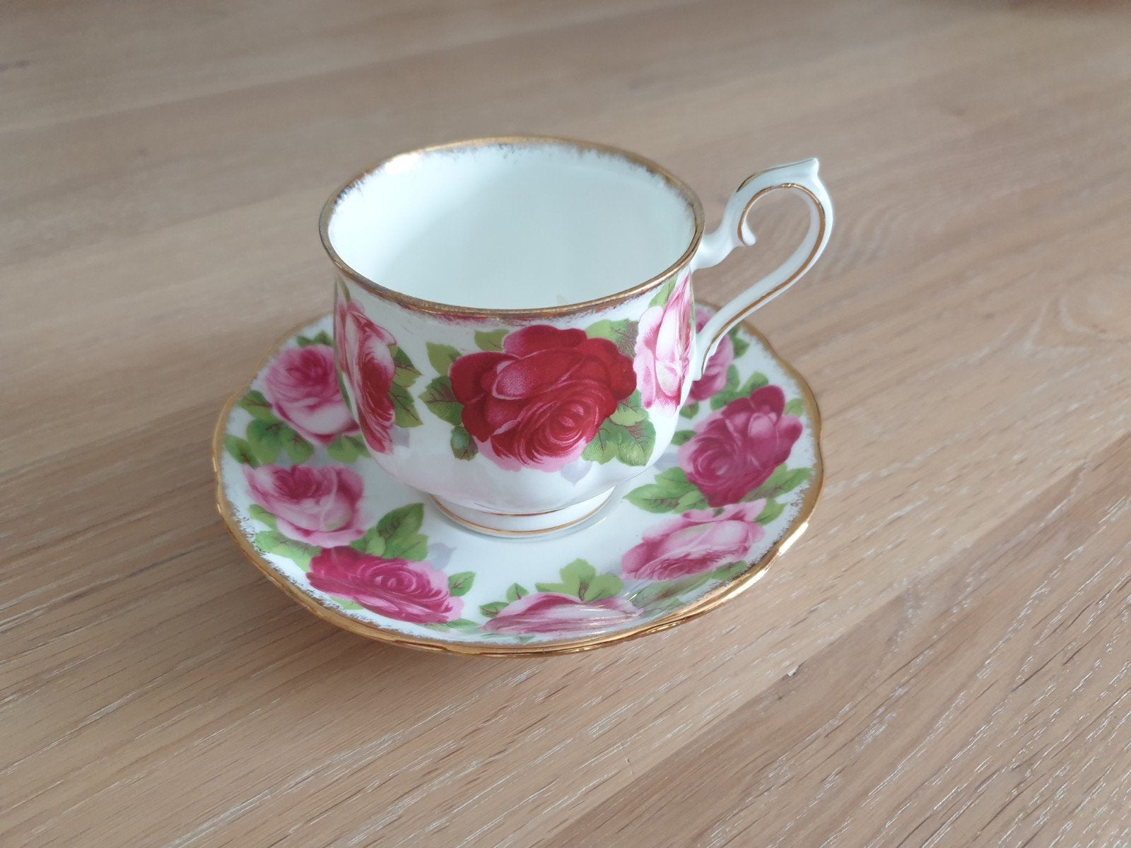 Servies Royal Albert Old English Rose, Verzamelen, Ophalen