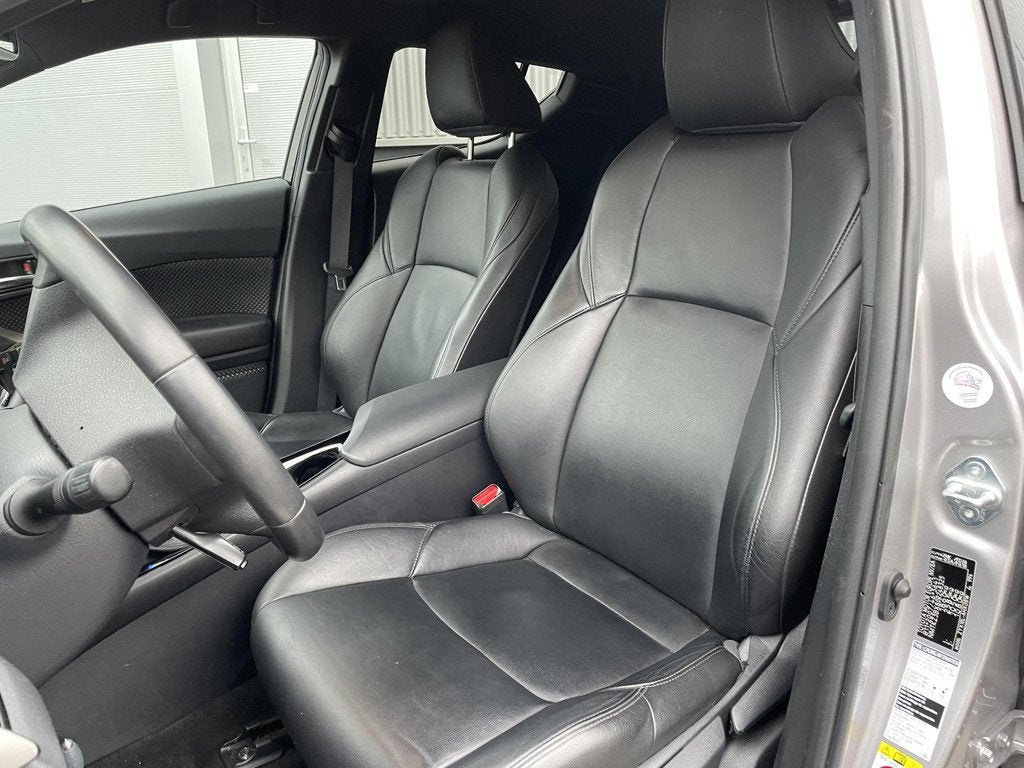 Toyota C-HR 1.8 Hybrid Style Bitone, All season, Vol Leder i, Auto's, 4 cilinders, 122 pk, 26 km/l, Hybride Elektrisch/Benzine