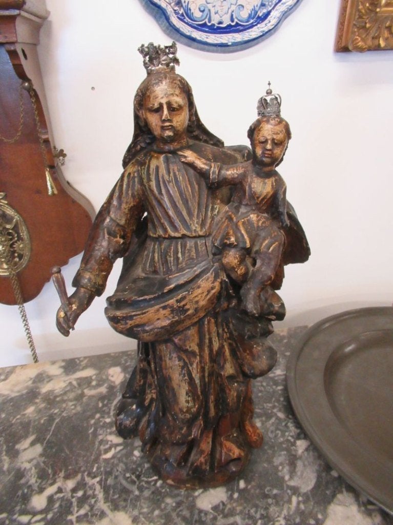 Oer 11879 ANTIEKE 17e eeuwse Madonna met zilver kroontjes, Ophalen