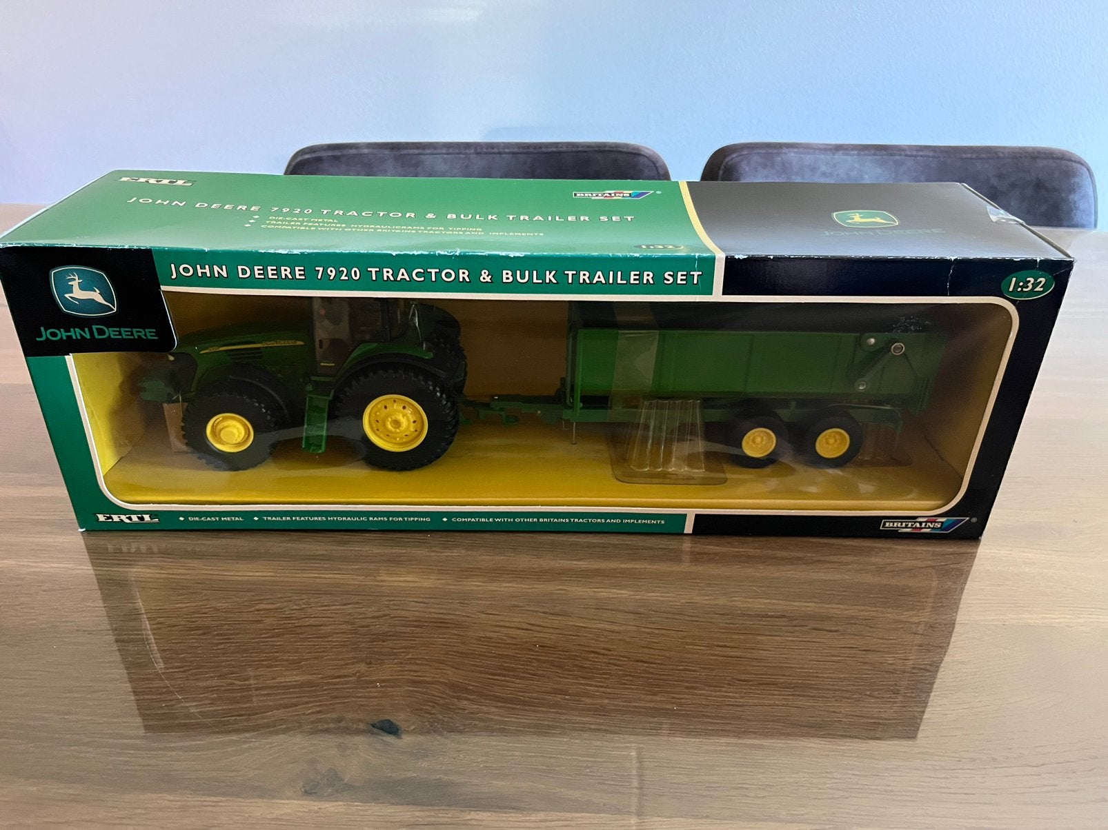 John Deere 7920 tractor met kieper set Britains 42147 nieuw, Ophalen of Verzenden, Nieuw, Tractor of Landbouw, Britains