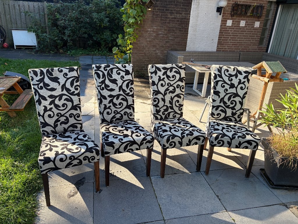 4 eetkamer stoelen Gratis, Ophalen, Hout, Gebruikt, Overige kleuren