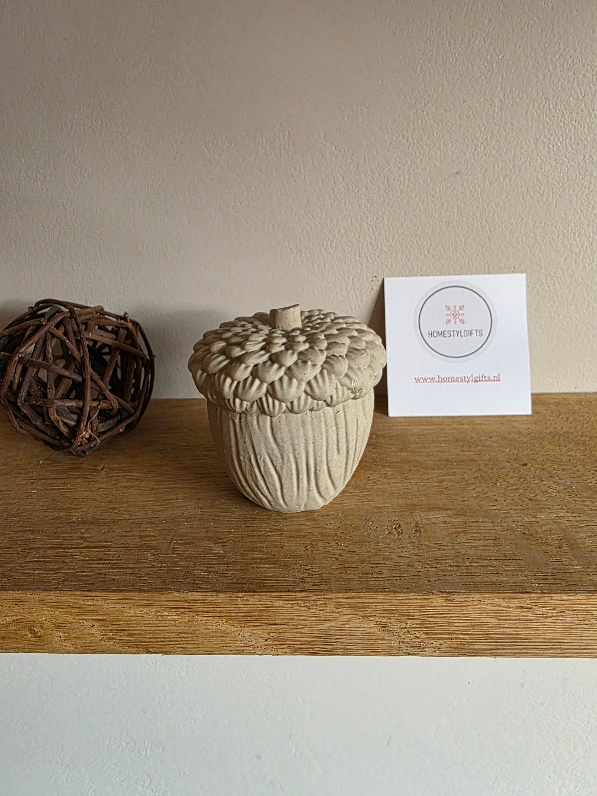 Betonnen Eikel Decoratie - Handgemaakt 7x7 cm, Nieuw, Ophalen of Verzenden, Landelijk, Grijs