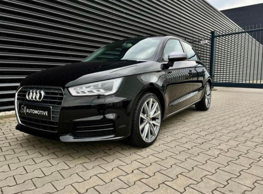 Audi A1 1.0 Tfsi 70KW Sportback 2015 Zwart, Auto's, Voorwielaandrijving, 95 pk, Zwart, Origineel Nederlands