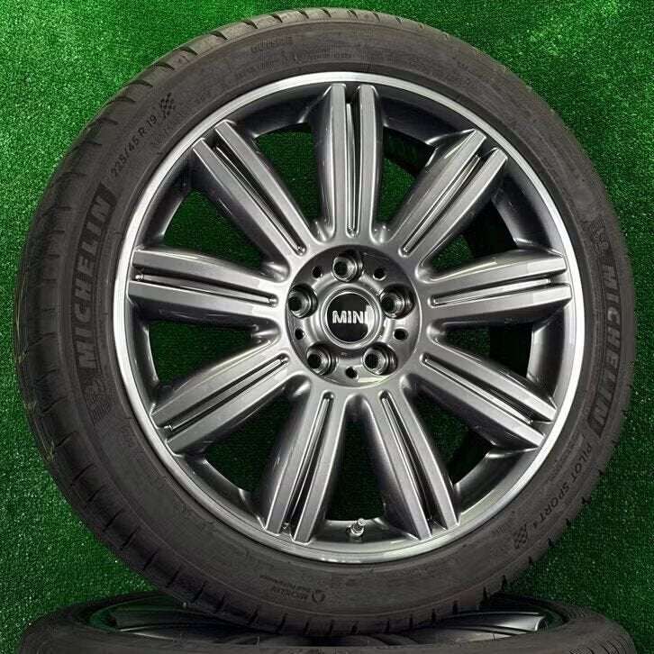 Originele 19 inch Mini Countryman F60 velgen met banden, 19 inch, Info@mini.com, Gebruikt, Banden en Velgen
