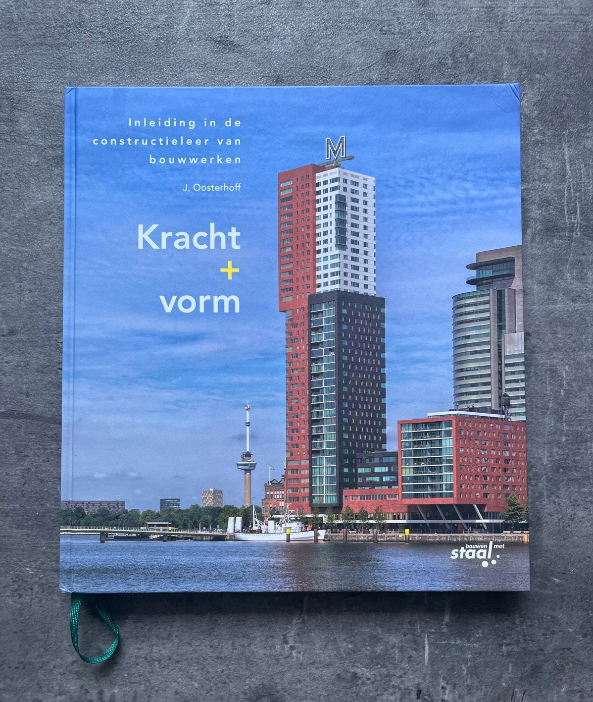 KRACHT + VORM: Inleiding in de constructieleer van bouwwerke, Ophalen of Verzenden, Zo goed als nieuw, Bouwkunde