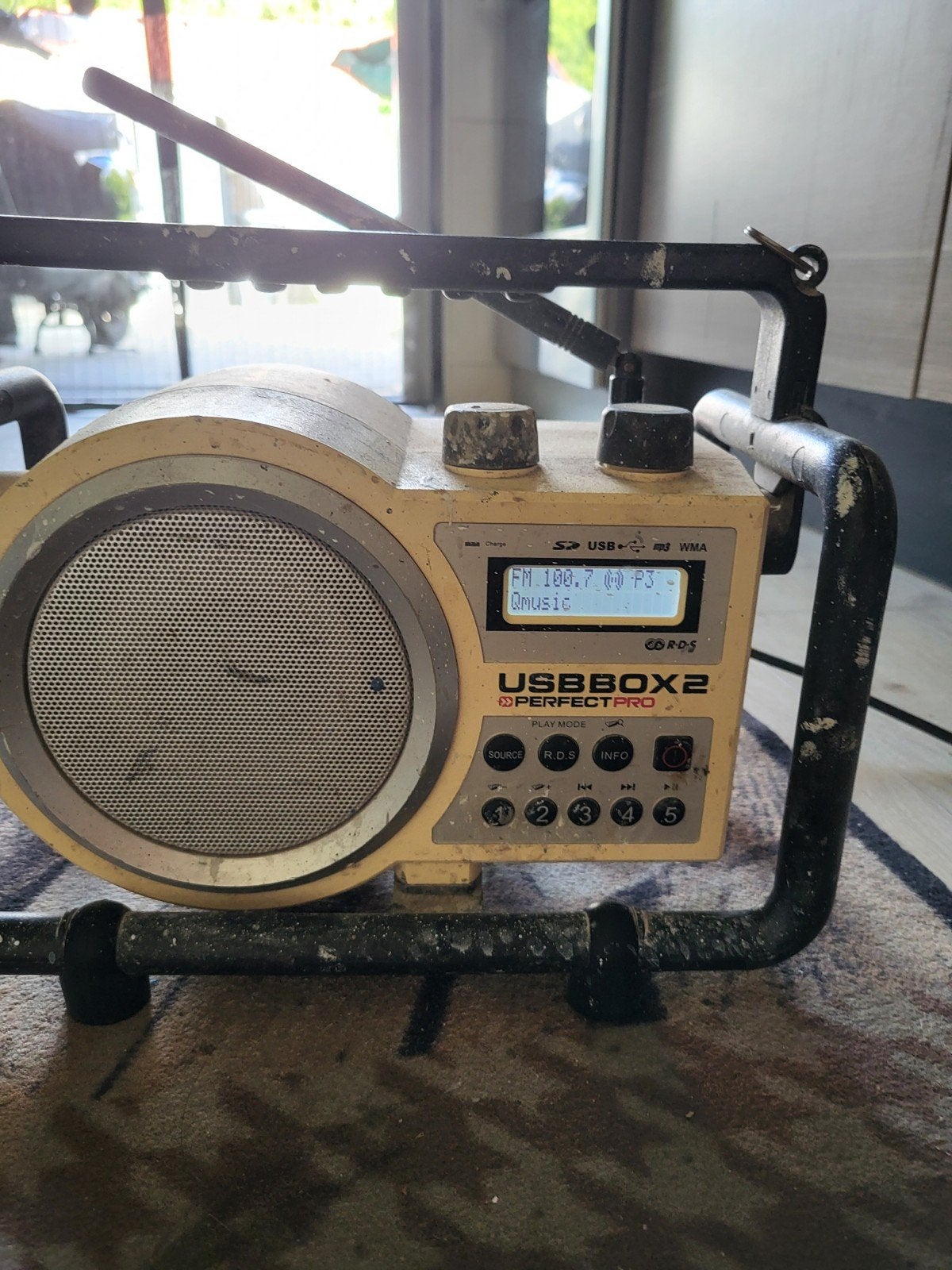 PerfectPro USBBOX2 Bouwradio - Werkt op accu en netstroom, Ophalen, Gebruikt, Bouwradio