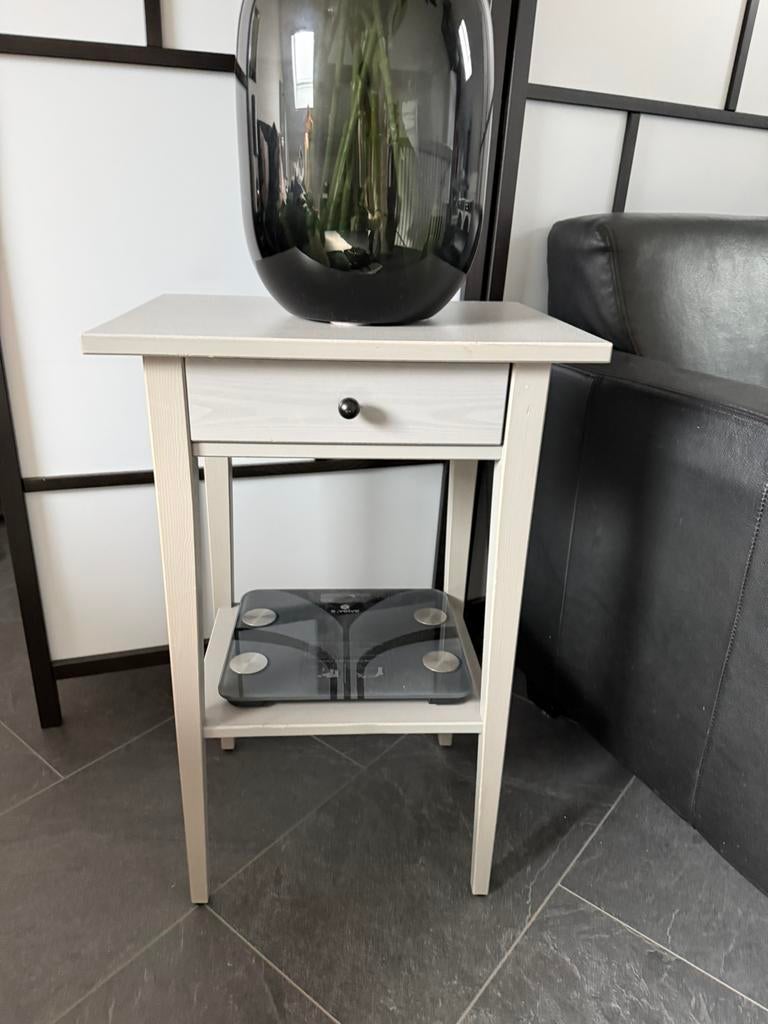 Nachtkastje, Ophalen, Zo goed als nieuw, Minder dan 45 cm, 55 tot 70 cm