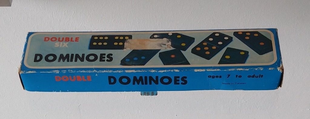 vintage Dominoes, Double six,   volgnr 58, Hobby en Vrije tijd, Gezelschapsspellen | Bordspellen, Een of twee spelers, Ophalen of Verzenden