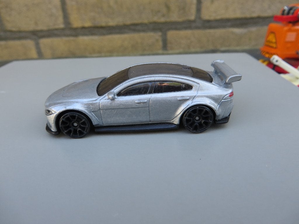 Hotwheels Jaguar XE SV Project 8, Ophalen of Verzenden, Gebruikt, Auto