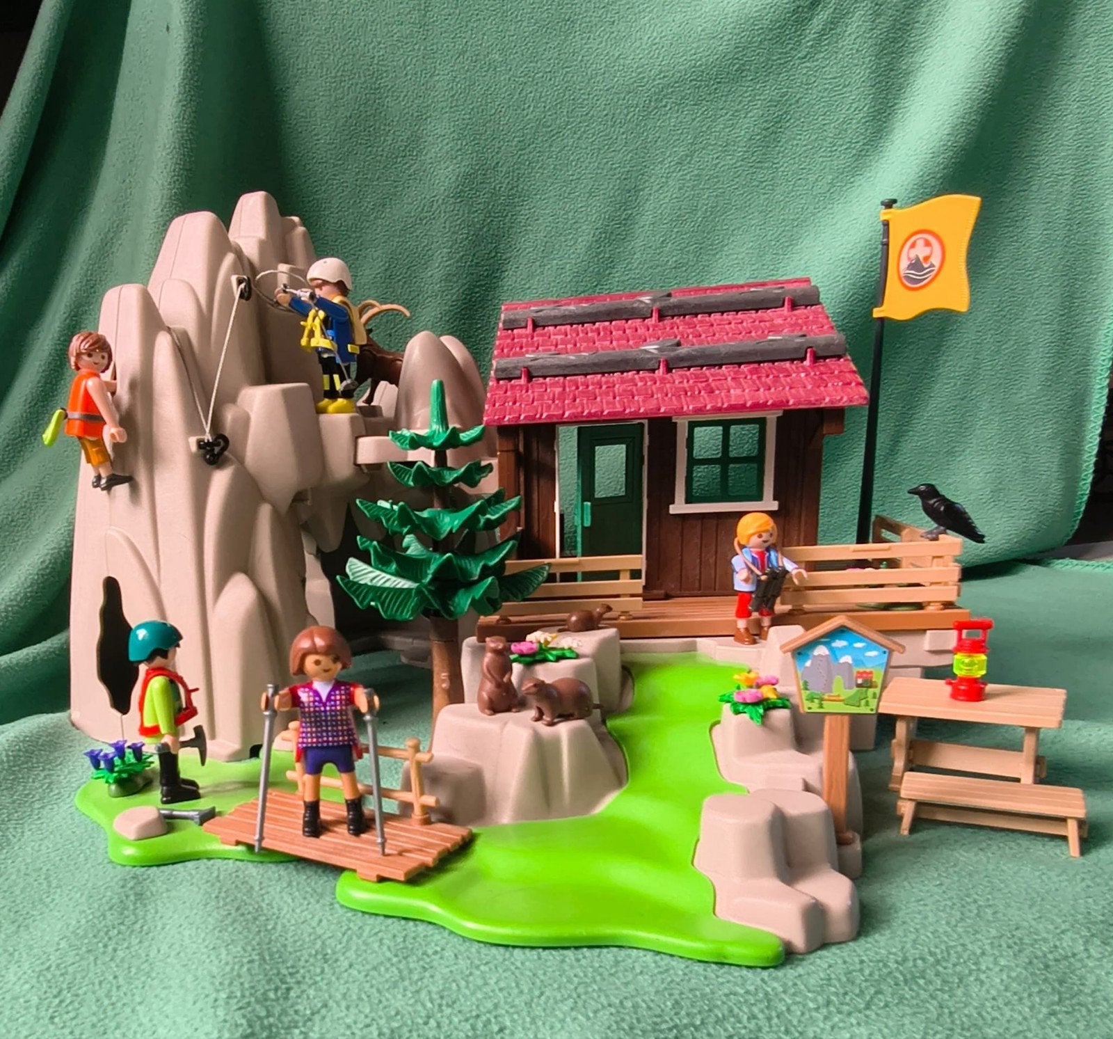 Playmobil Bergbeklimmershut met klimwand, Ophalen, Gebouw, Complete set, Zo goed als nieuw