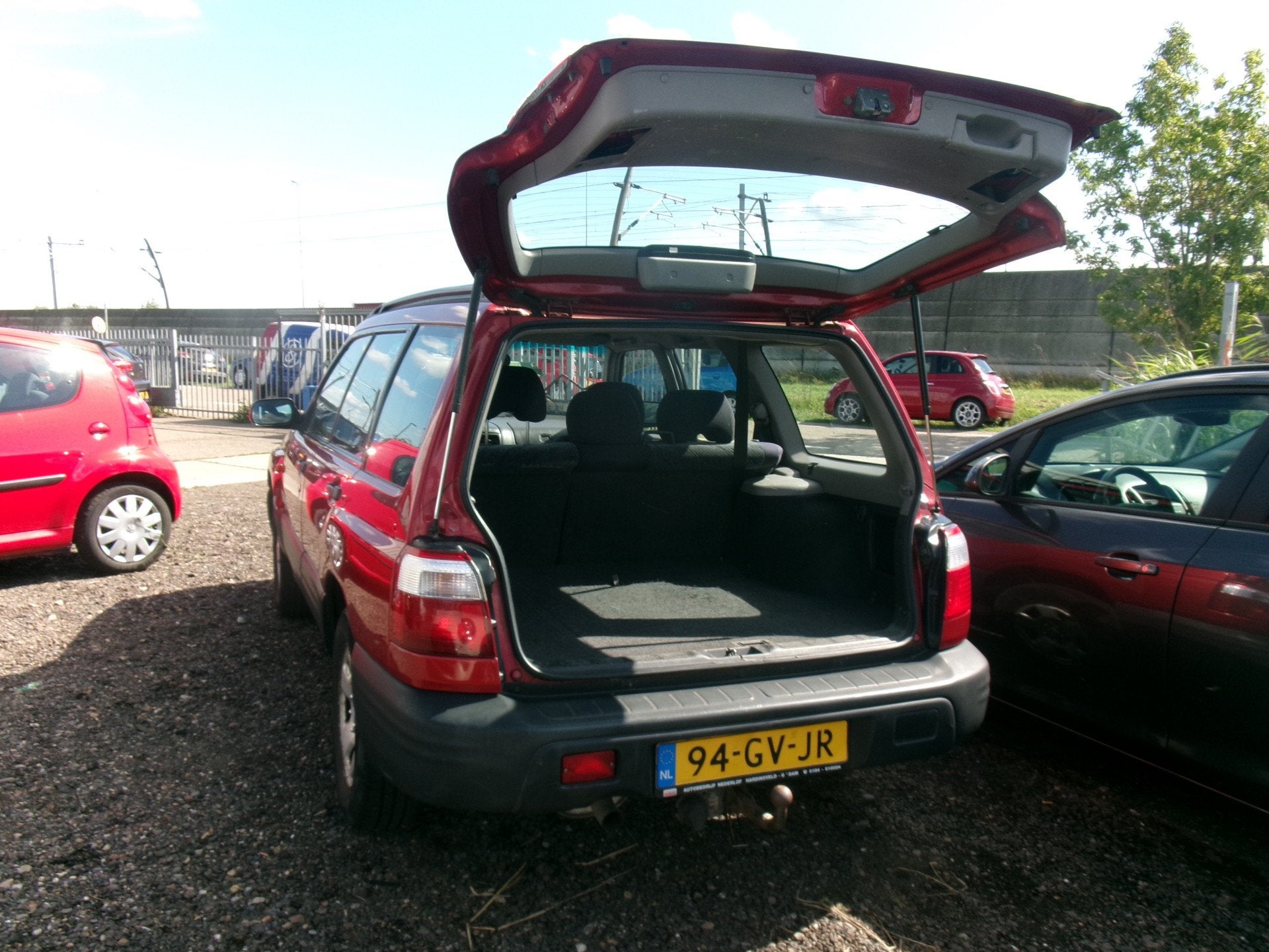 Foto 4 van Subaru Forester 2.0 AWD orgineel 189000 km (bj 2001)