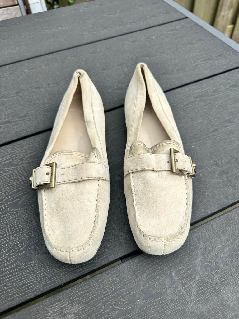 UGGS mocassins suède maat 39, Kleding | Dames, Schoenen, Ophalen of Verzenden, Gedragen, Beige, Espadrilles of Moccasins