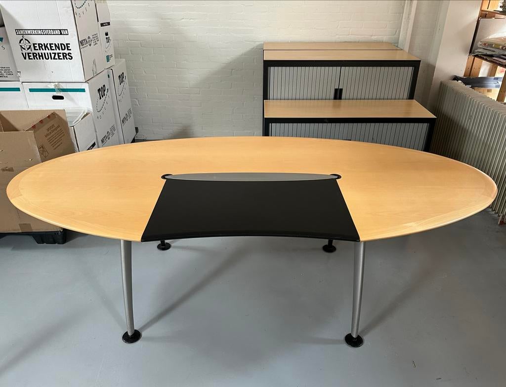 Gratis af te halen: Sitag bureau met vergadertafel, Huis en Inrichting, Bureaus, Ophalen, Overige typen, Gebruikt, Hout