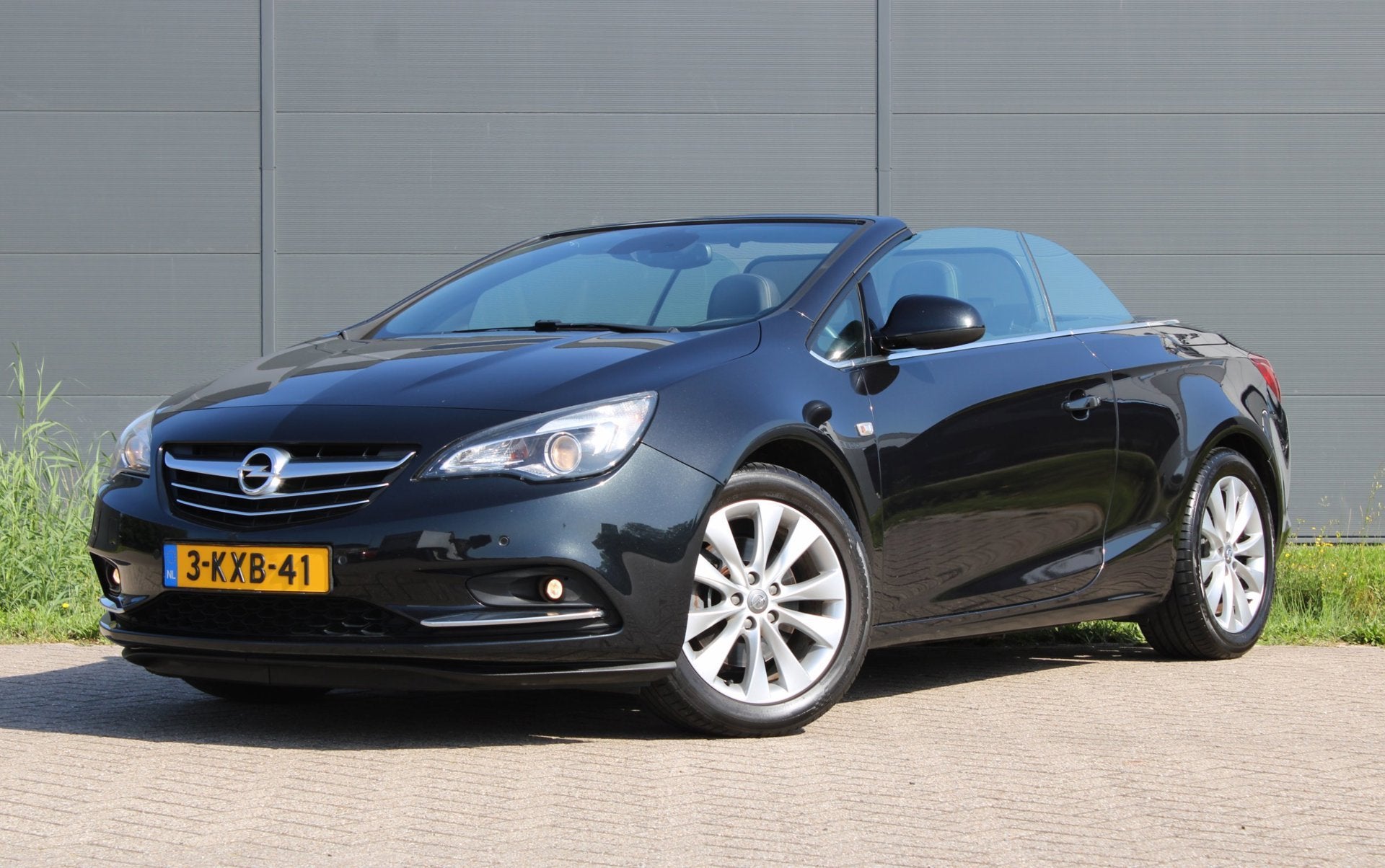 Opel Cascada 1.6 Turbo Cosmo Automaat Leder Trekhaak Origine, Auto's, Gebruikt, Zwart, 4 cilinders, Cabriolet
