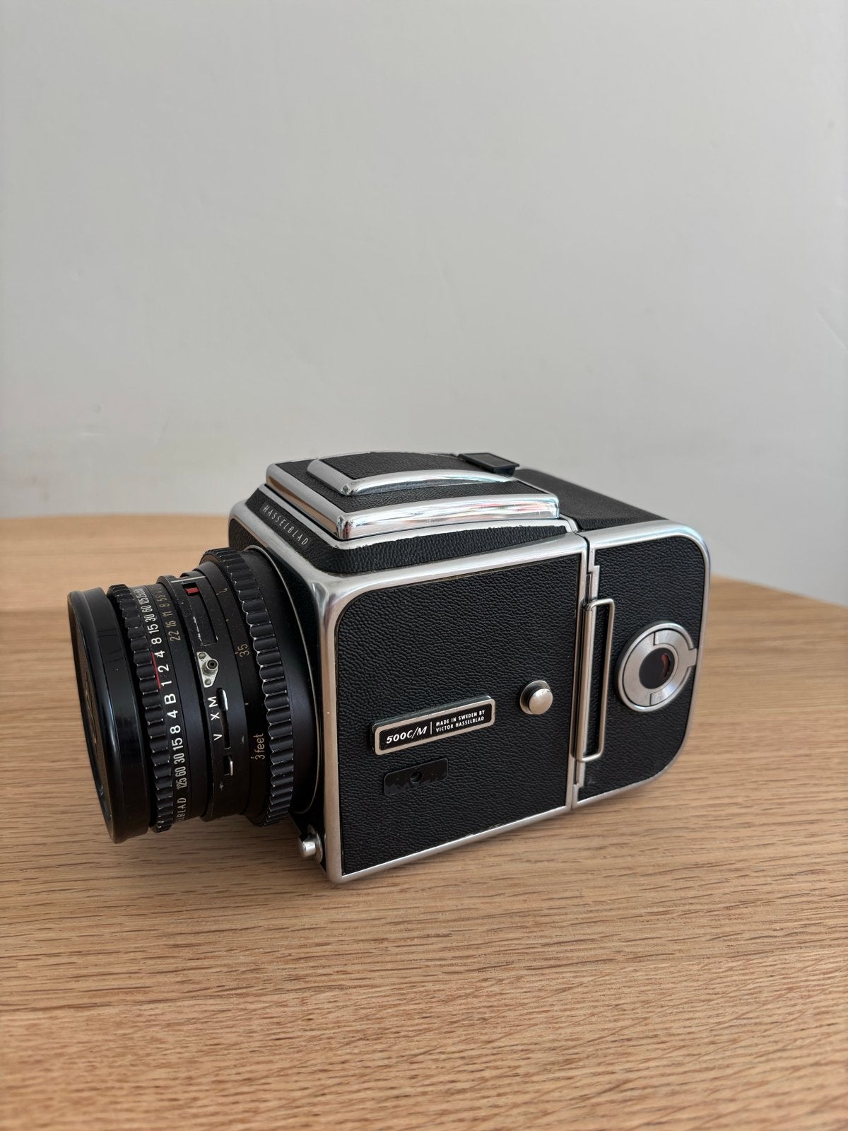 Hasselblad 500C/M + Carl Zeiss Planar 80mm f/2.8 + extra’s, Audio, Tv en Foto, Ophalen of Verzenden, Zo goed als nieuw, Spiegelreflex