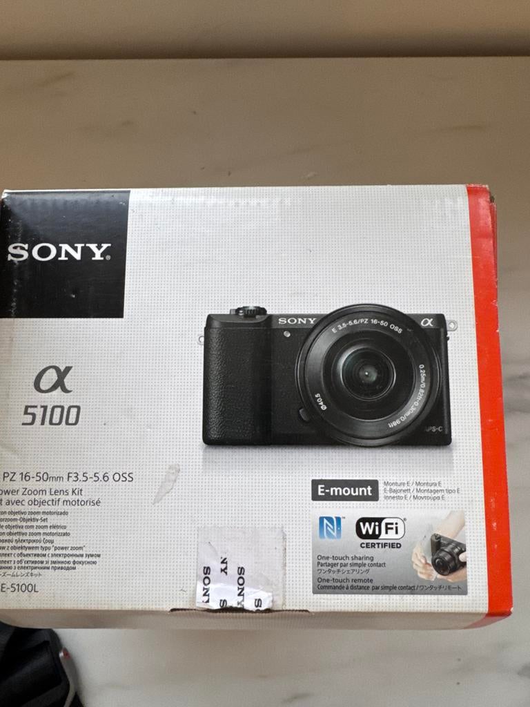 Sony a5100 systeemcamera met 16-50mm lens (1045 clicks), Ophalen, Compact, Zo goed als nieuw, Sony