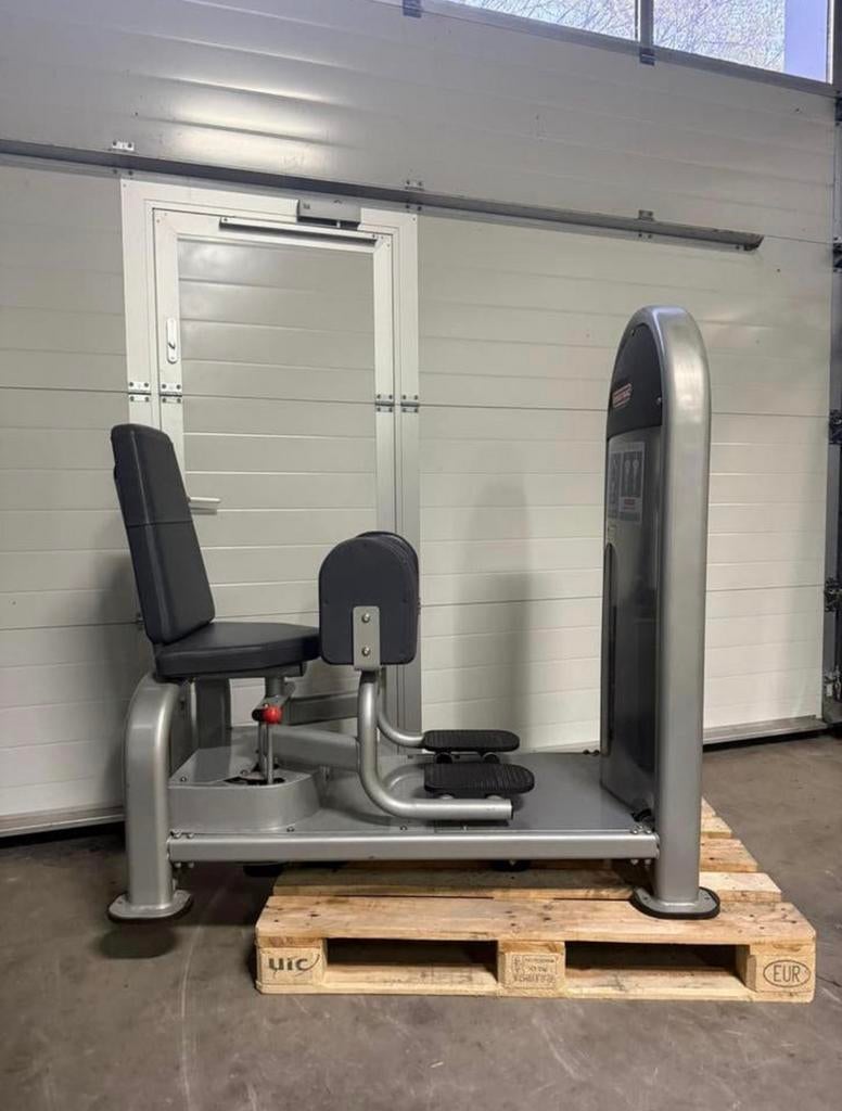 Star Trac Abductor /Adductor 2 in 1 machine / Abduktor /Grey