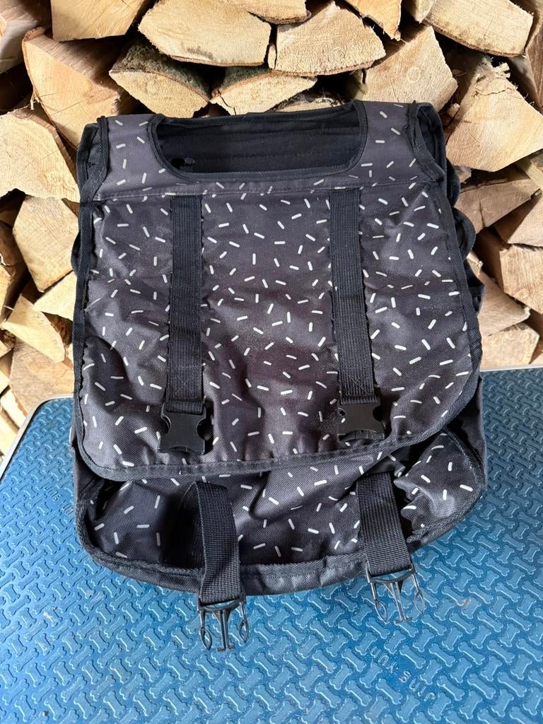 Goede dubbele fietstassen., 30 cm of meer, Zwart, Minder dan 35 cm, Ophalen of Verzenden