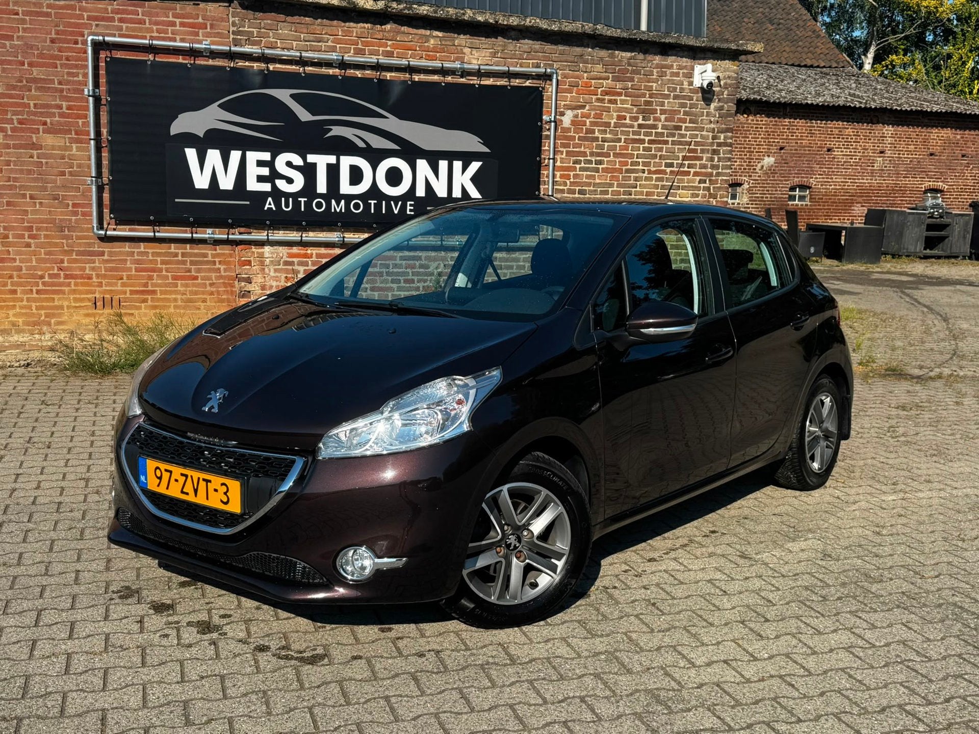Peugeot 208 1.2 VTi Active 5drs - CarPlay/Cruise/NAP, Auto's, Voorwielaandrijving, Euro 5, Gebruikt, 31 €/maand